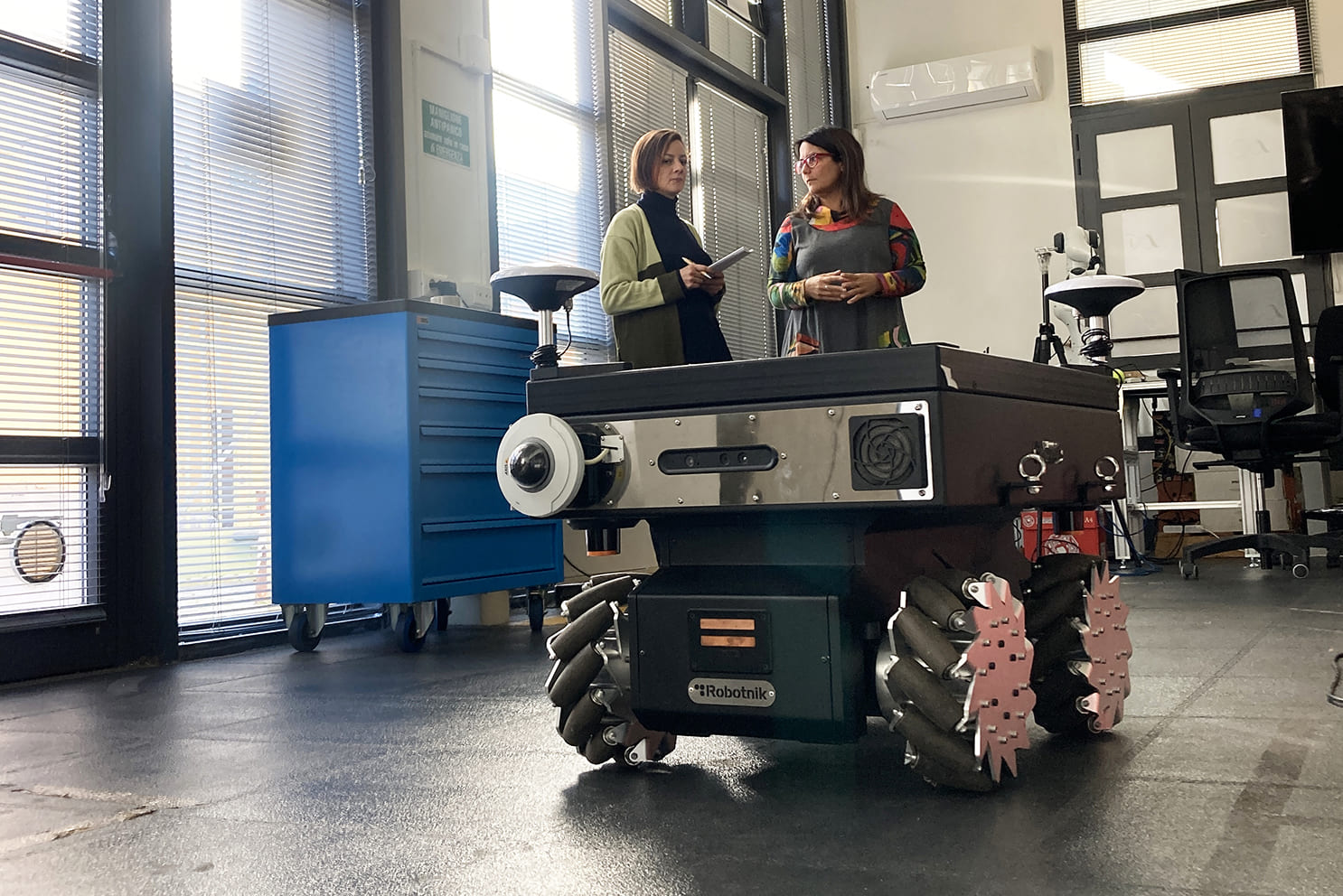 Crosslab, dove nascono (anche) i robot dei magazzini