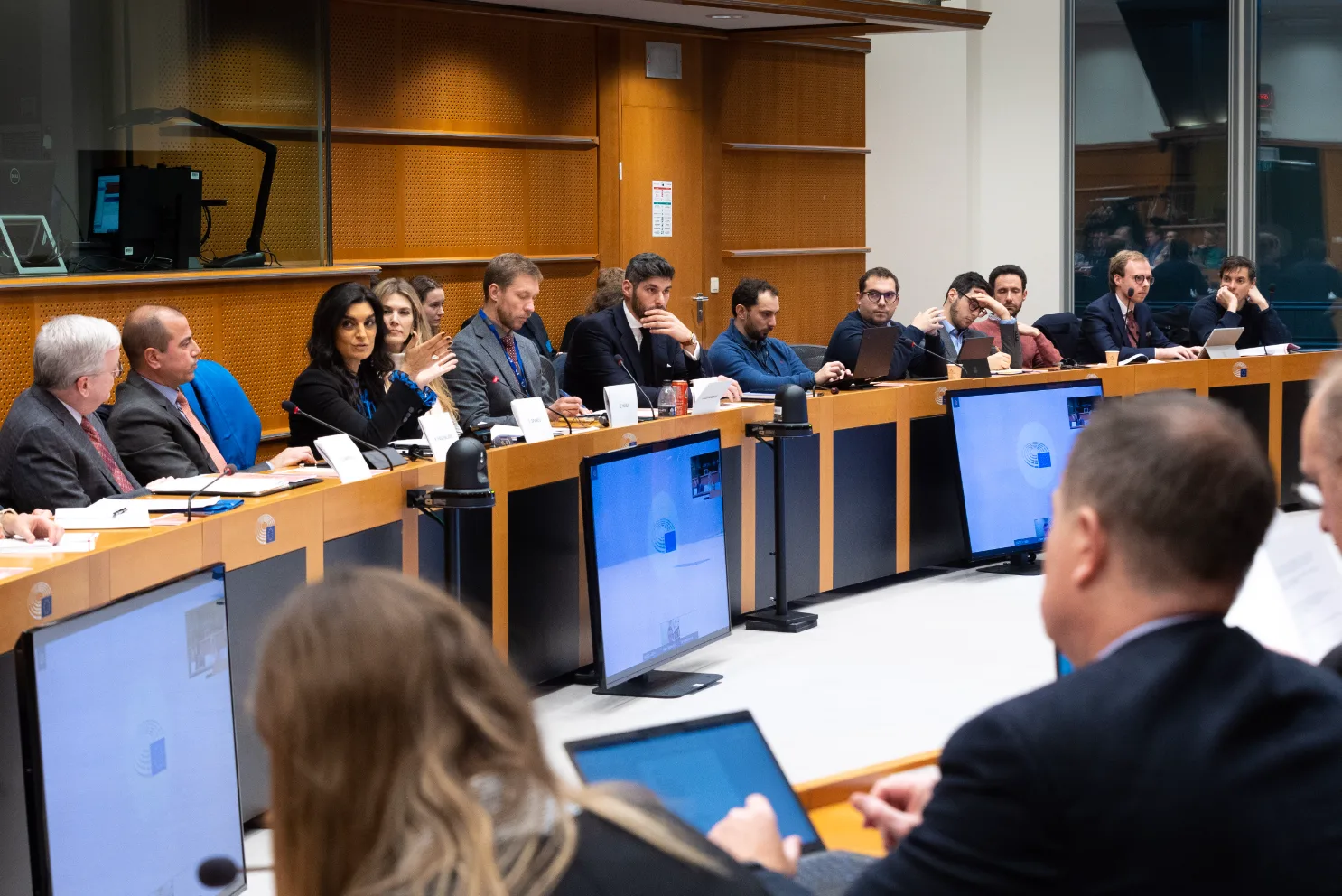Immagine di seduta al parlamento europeo sul Cyber Resilience Act